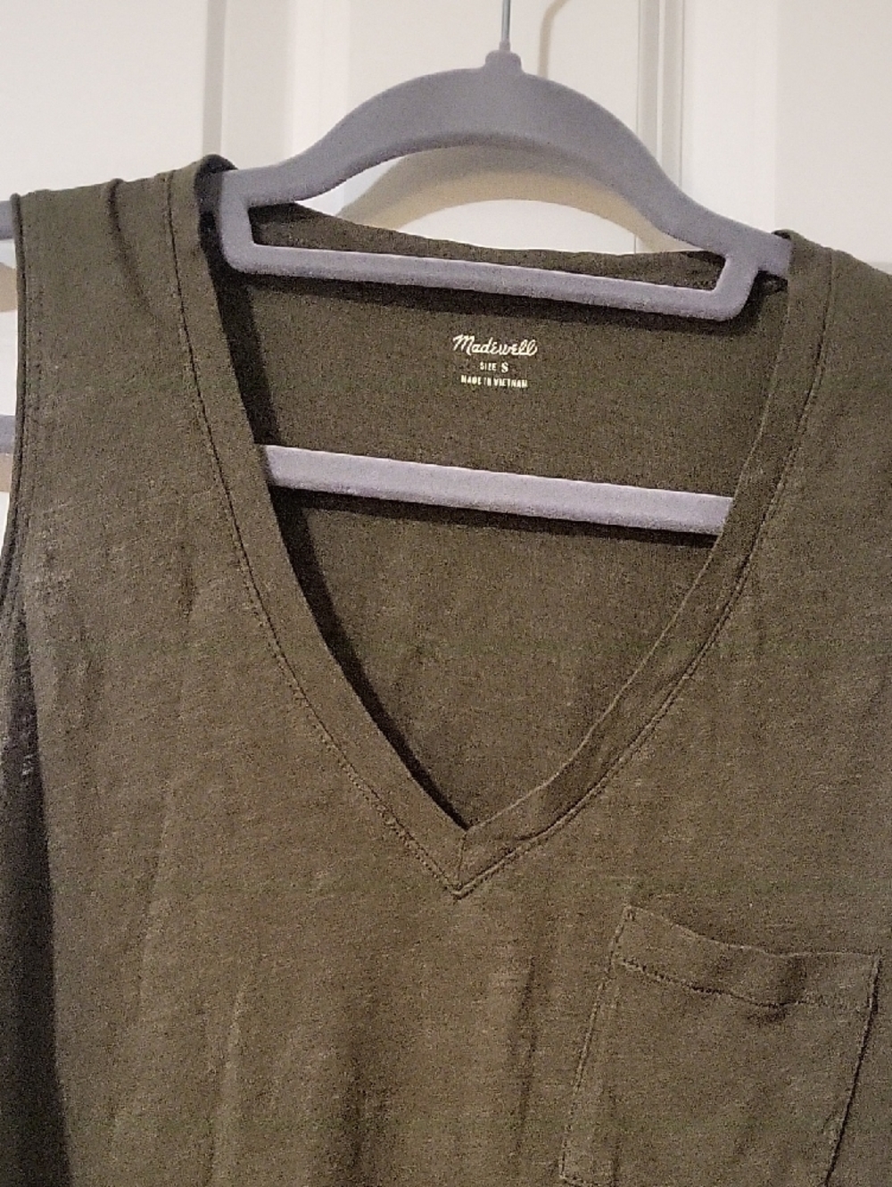 Madewell Olive Green V-Neck Pocket Tank Top Small Sleeveless Casual Tee - Picture 5 of 7